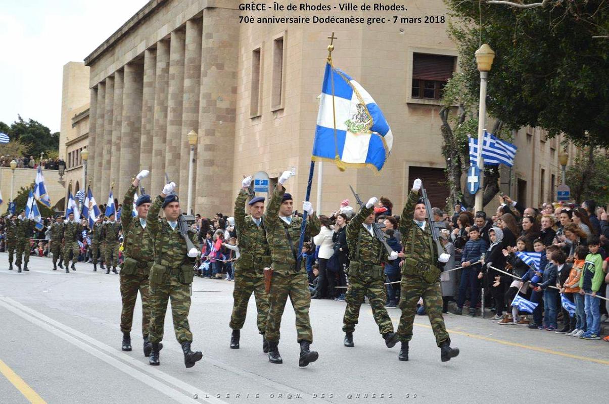 303- Rhodes- Defile Dodecanese grec.JPG